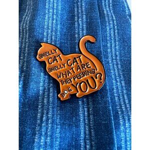 SMELLY CAT FRIENDS Phoebe Enamel Lapel Pin NEW